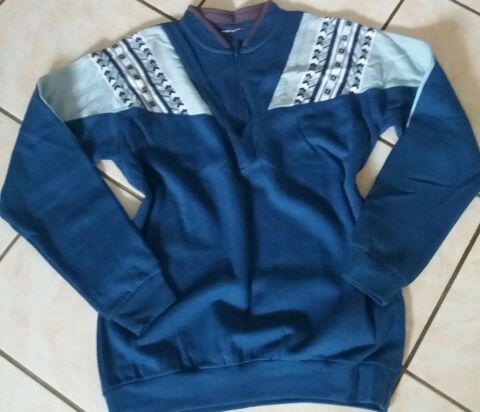 Pull sweat bleu beaux motifs chaud quasi neuf - T 40 - 42 8 Domart-en-Ponthieu (80)