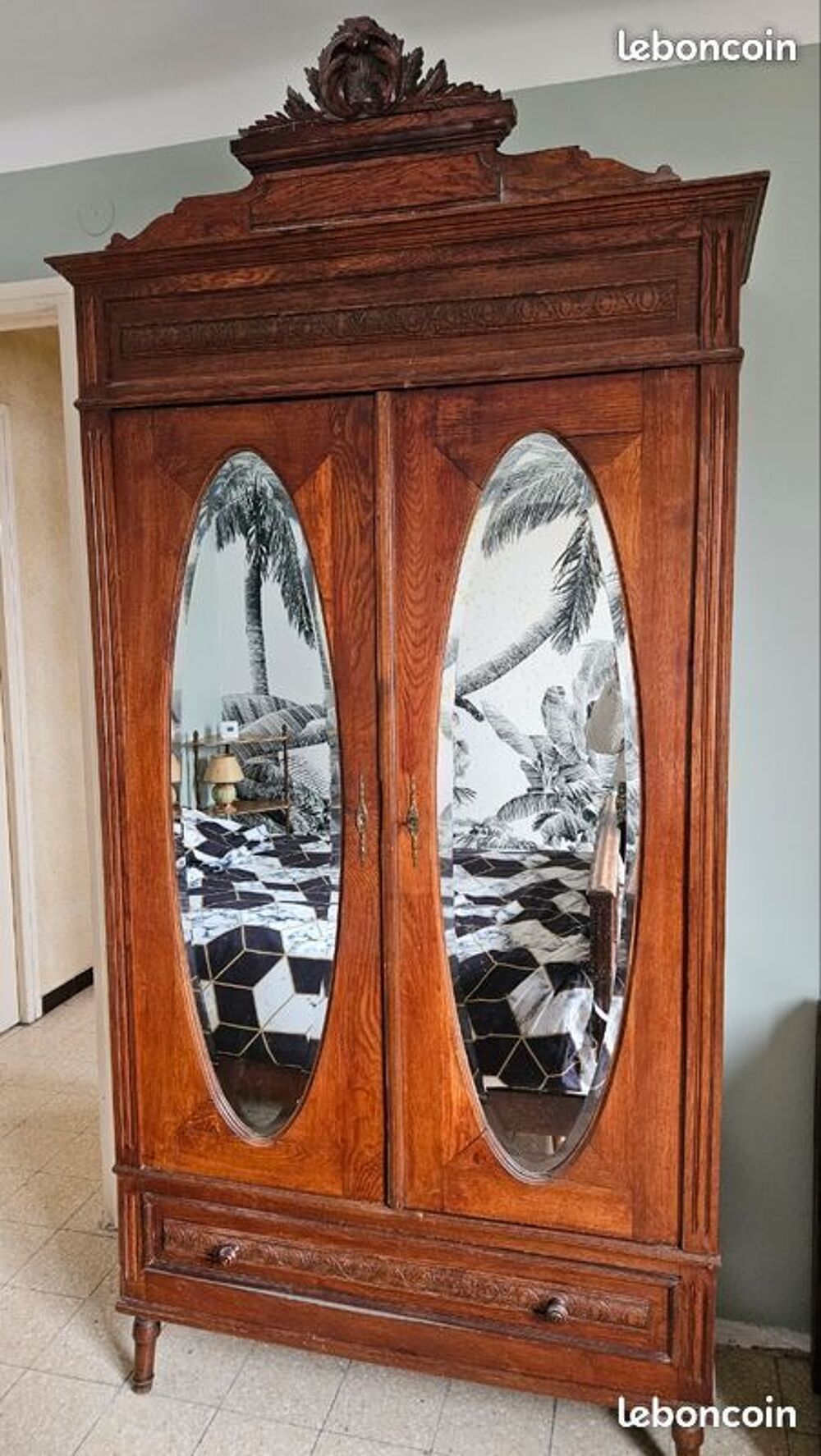 Chambre compl&egrave;te bois- lit double 140 ? Armoire miroir ? che Meubles