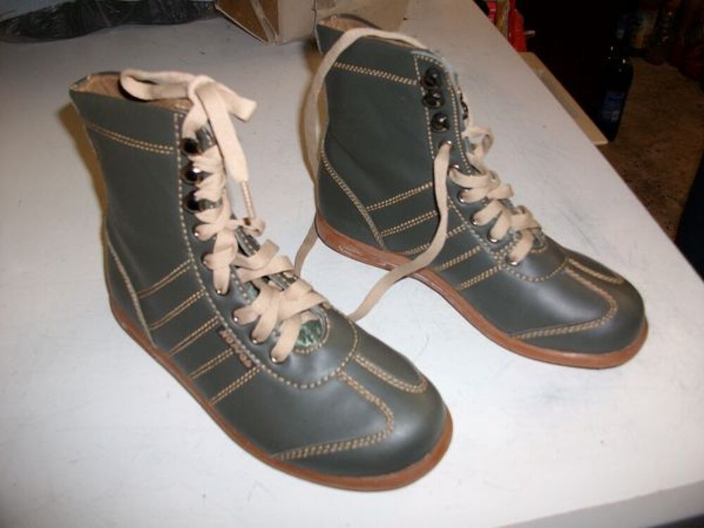 Basket hautes Kaki pointure 38-neuves- &agrave; 8 € Chaussures
