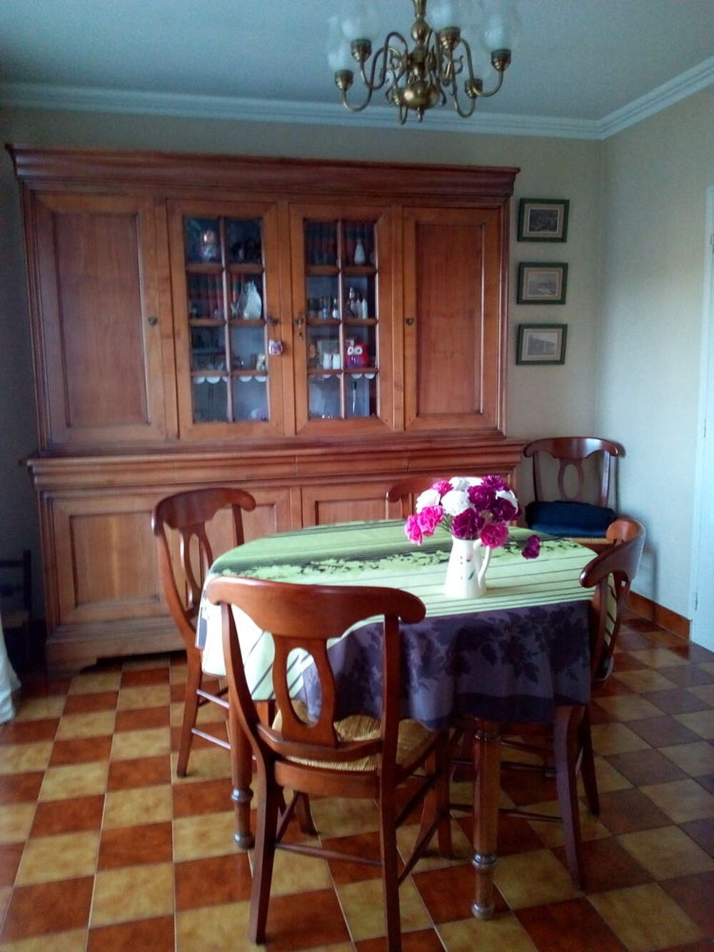 Salle &agrave; manger merisier Meubles