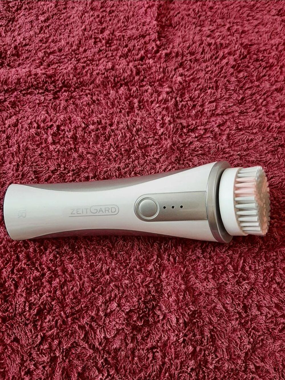 ZEITGARD Brosse Nettoyante Visage Electrique 
Maroquinerie