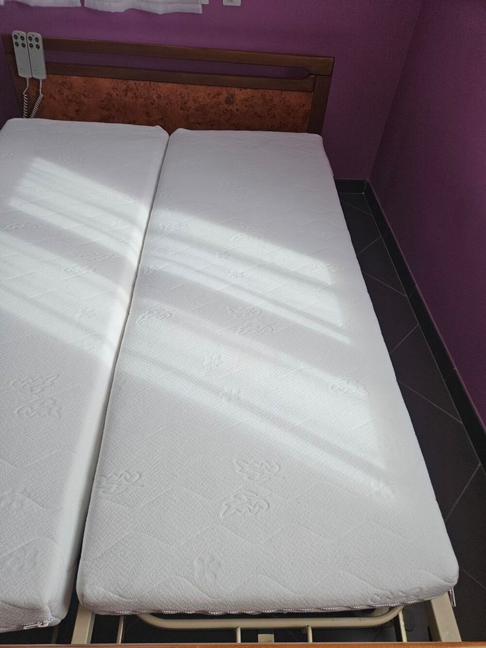 Lit m&eacute;dicalis&eacute; double Meubles