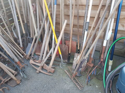 Outillage pour jardin 10  pice 10 Prigueux (24)