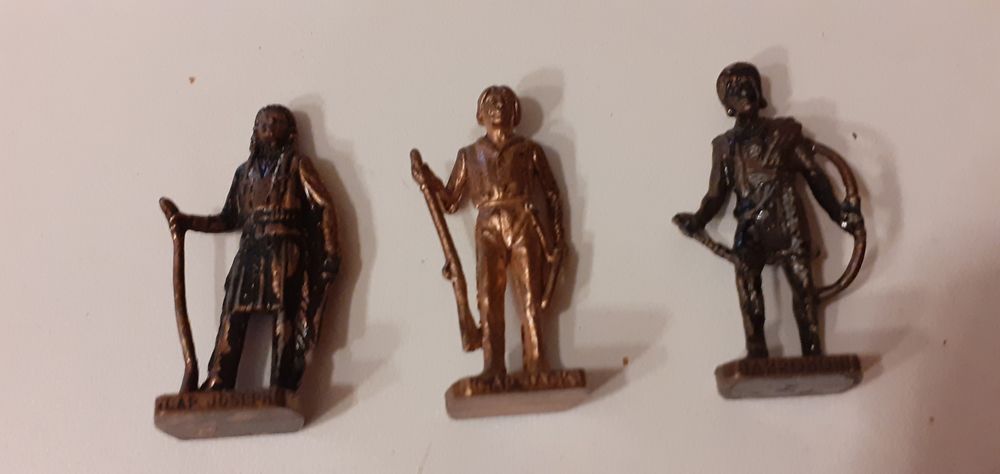 13 figurines m&eacute;tal vintage Kinder ann&eacute;e 1980 