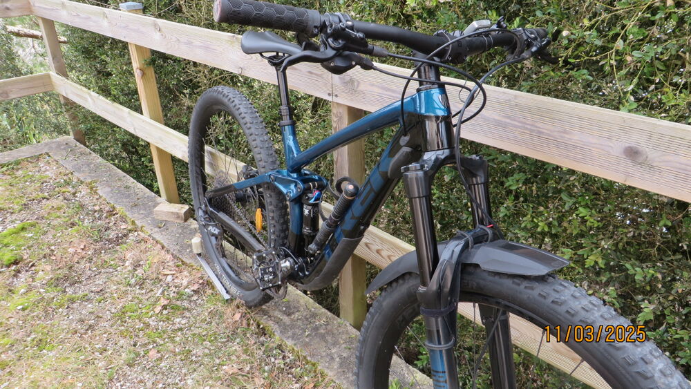 VTT Trek Fuel 7 EX Vélos