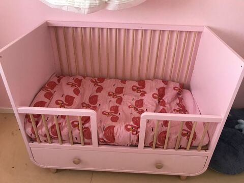 chambre bb rose 390 vian-les-Bains (74)