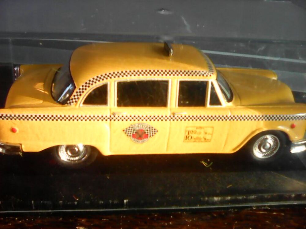 Voiture Taxi Checker New York 1980 1/43 