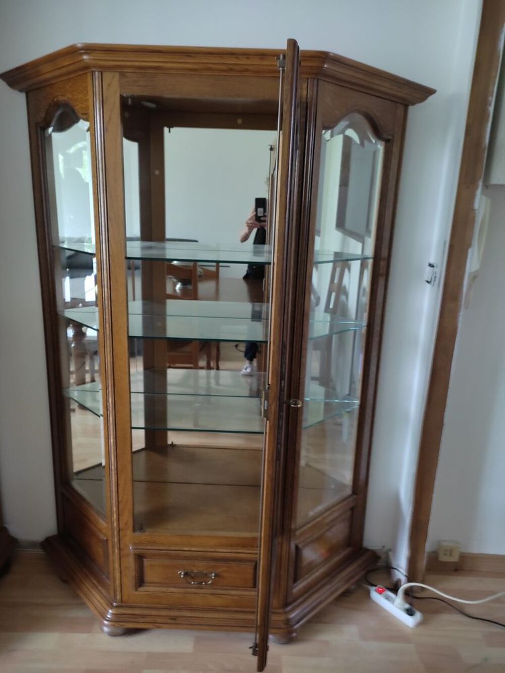 Vitrine ch&ecirc;ne massif Meubles
