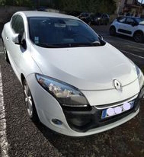 Renault megane iii coupe M&eacute;gane III Coup&eacute; dCi 130 F