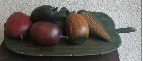 coupe à fruits 36.5 cm x 18 cm et fruits en bois 15 Montauban (82)