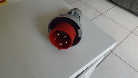 FICHE MALE 16 AMPERE 15 Combs-la-Ville (77)