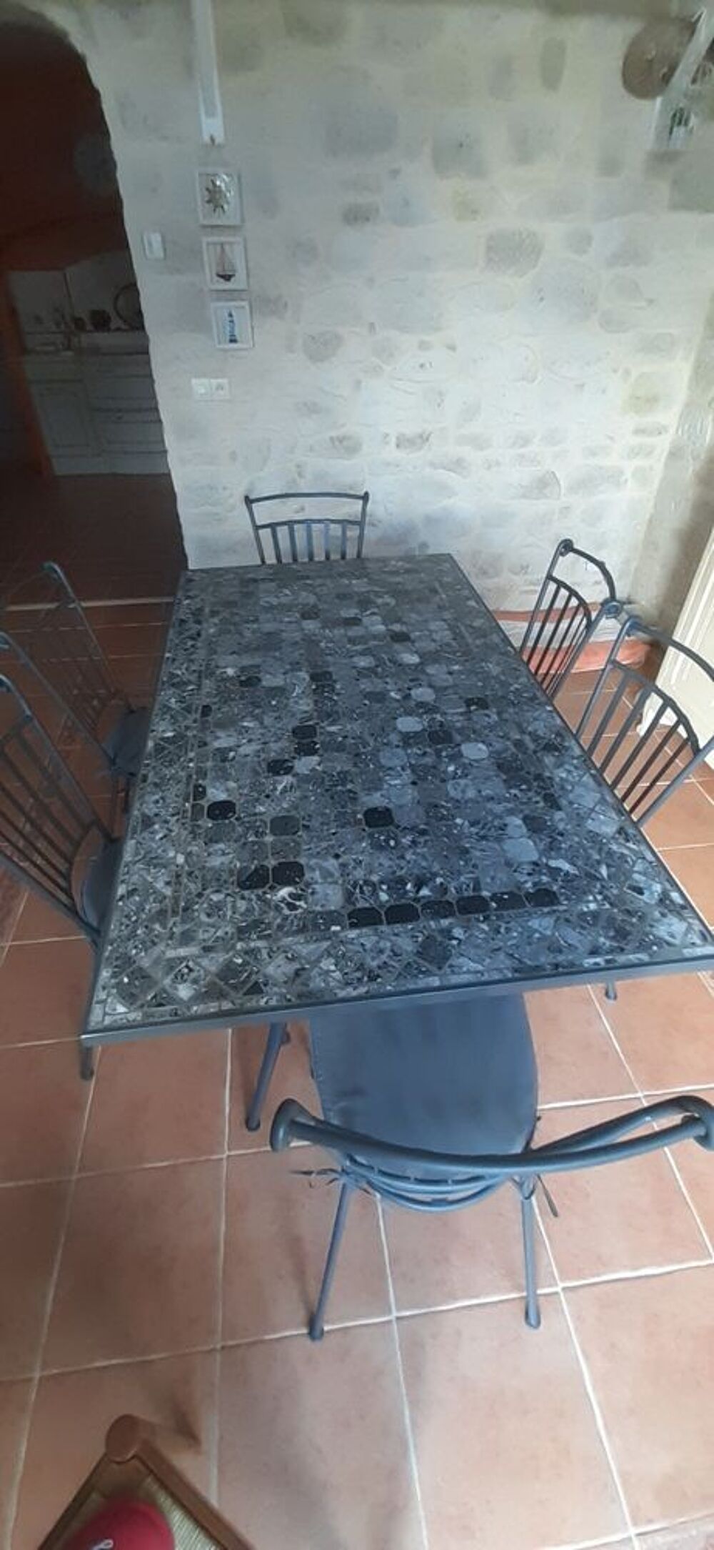 COIN REPAS Meubles