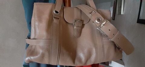 sac cuir femme 150 Surgères (17)