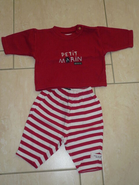 Ensemble Galipette 6 mois (n�22) 6 Franqueville-Saint-Pierre (76)