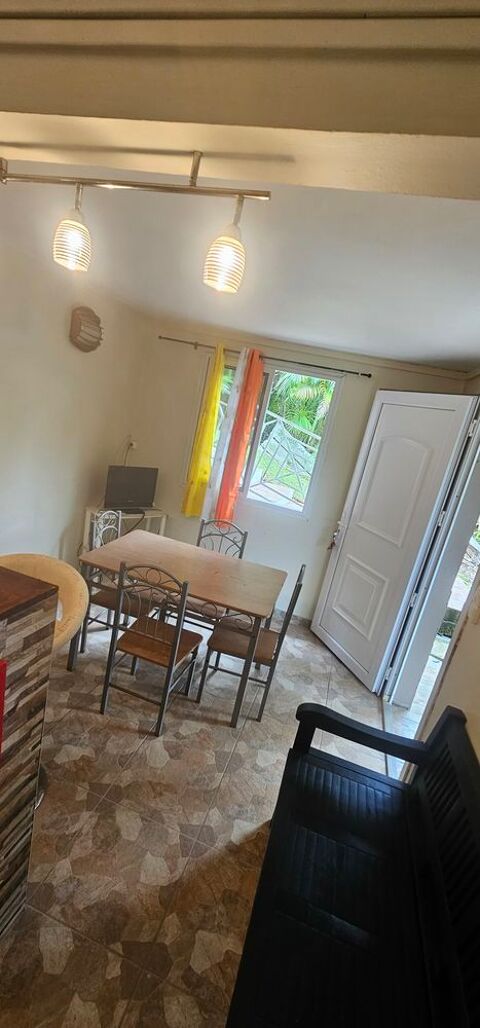  Appartement  louer 1 pice 60 m