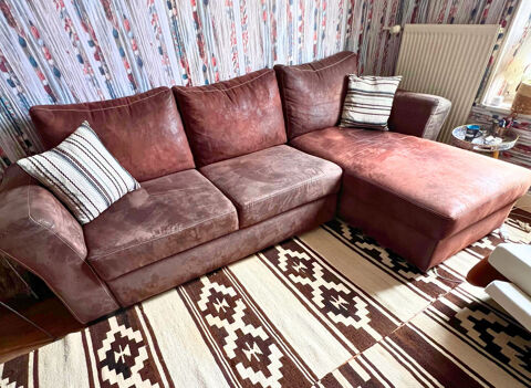 Canap� convertible avec coffre de rangement �  confort et praticit� 250 Nancy (54)