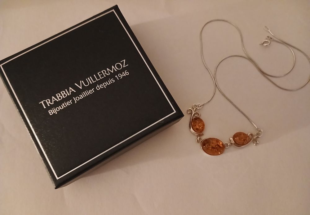 Collier Ambre de la baltique &amp; argent Bijoux et montres