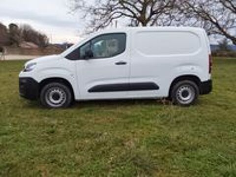 Berlingo BERLINGO VAN M 1000 BLUEHDI 100 S&S BVM5 CLUB 2021 occasion 38080 Saint-Marcel-Bel-Accueil