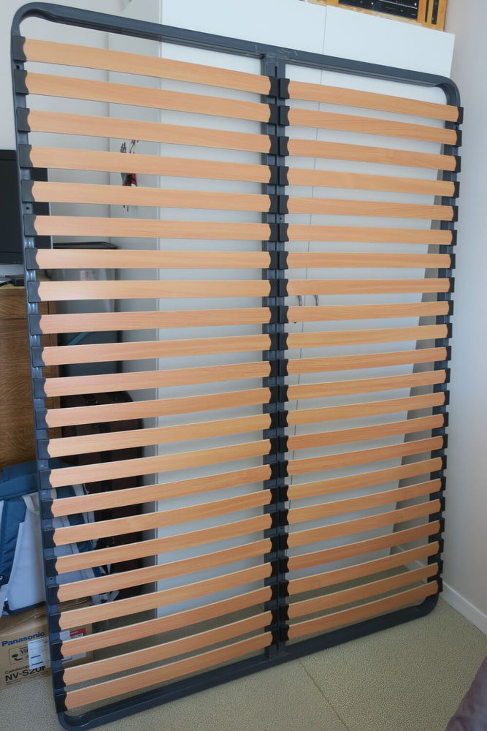 Matelas BULTEX + sommier cadre &agrave; lattes Meubles