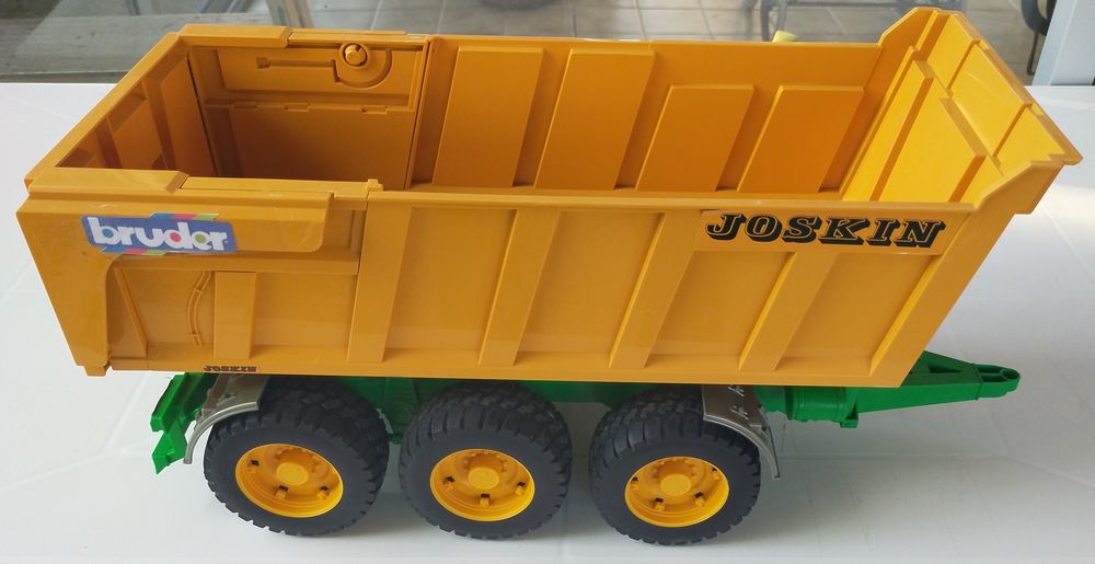 Remorque agricole JOSKIN de marque BRUDER
Jeux / jouets