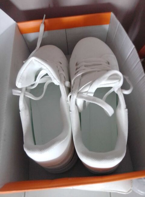 chaussures blanches 8 Les Herbiers (85)