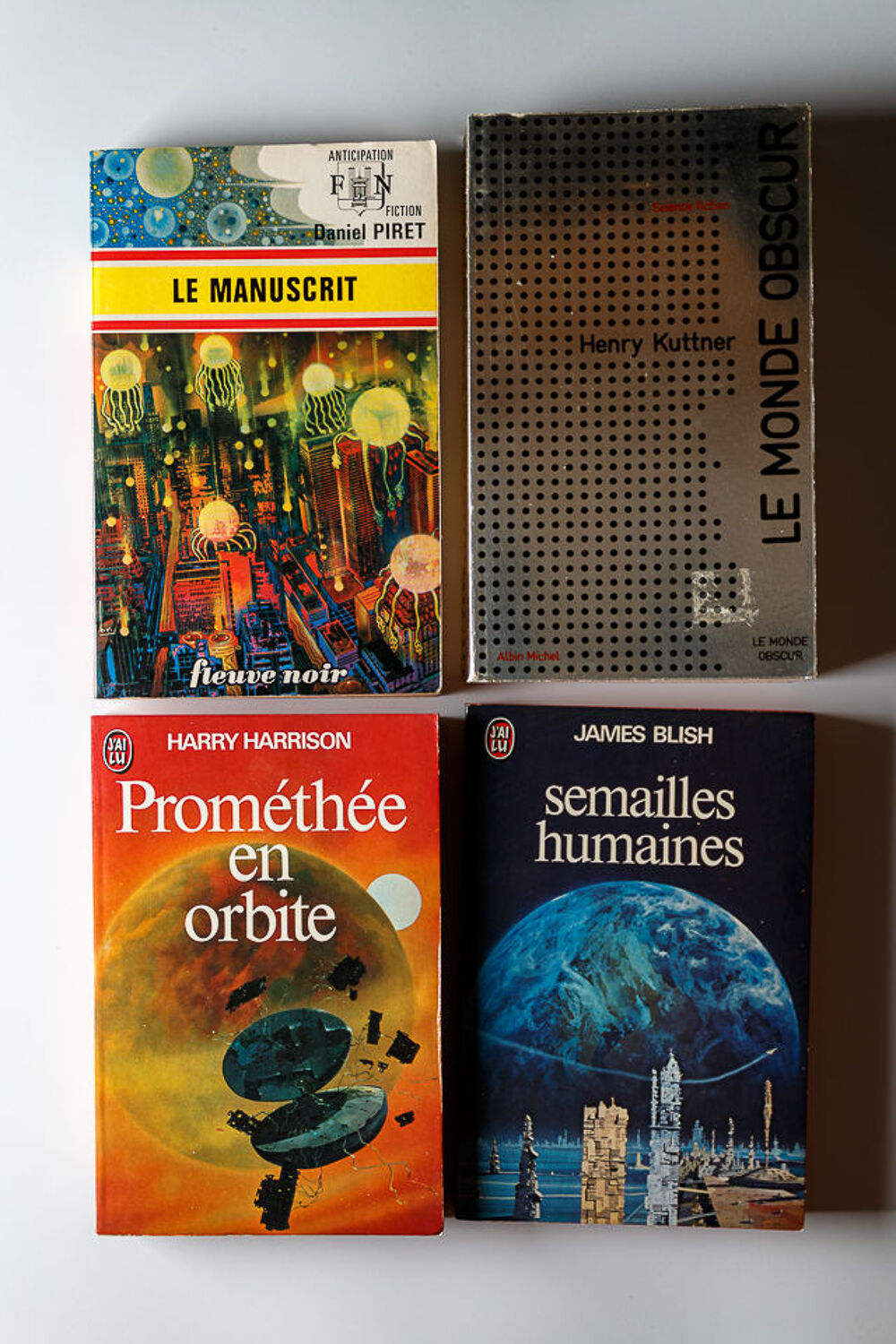 SF Lot-03 de 4 livres Livres et BD