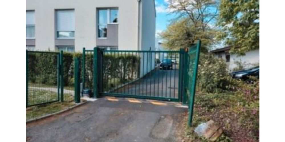 Vente Parking/Garage , box fermé sécurisée Nantes