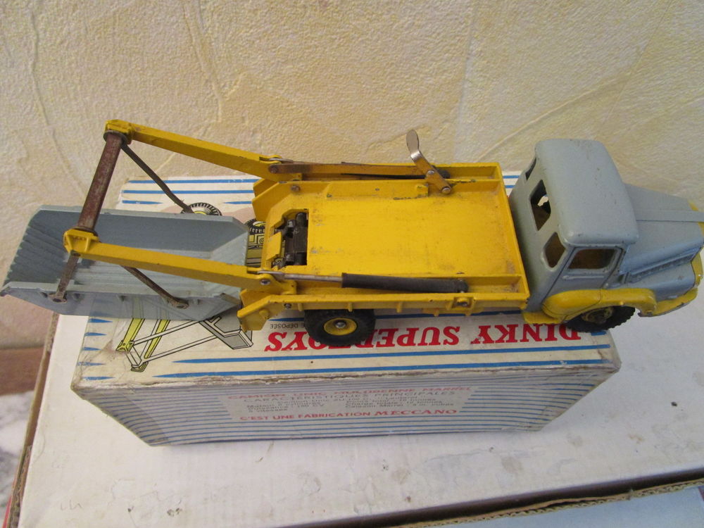 CAMION DINKY SUPERTOYS BOITE 895 