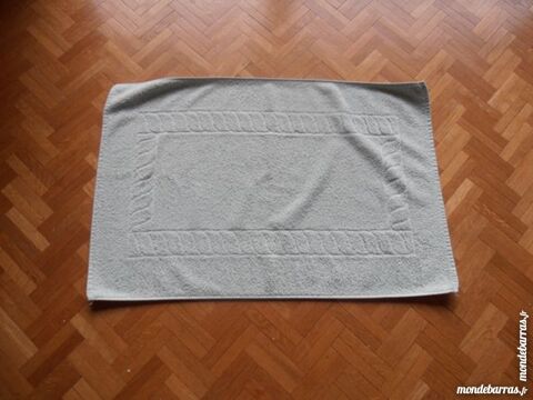 Tapis de bain Jalla vert (68) 16 Tours (37)