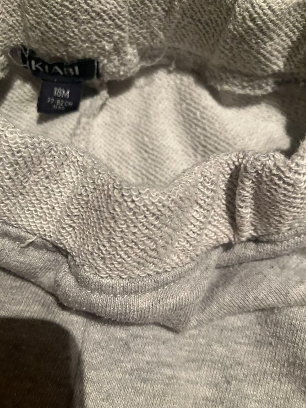 pantalon Kiabi taille 18 mois Vêtements enfants