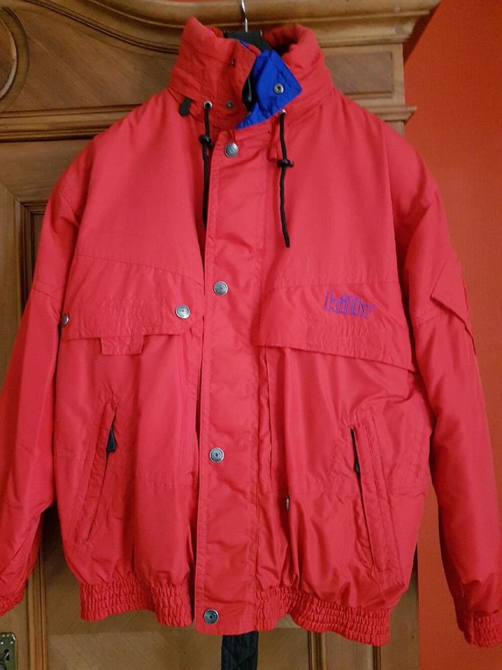 VETEMENTS SKI ET ACCESSOIRES Sports
