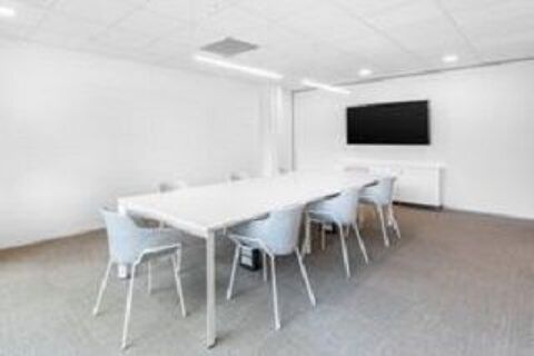 Espace de bureau ouvert pour 15 personnes &agrave; Rouen, HQ Jeanne d'Arc 1979 76000 Rouen