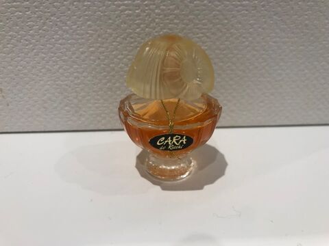 Miniature de parfum Cara de Riachi 6 Charbonnires-les-Bains (69)