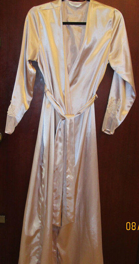 Robe de chambre rose/cr�me longue 7 Marseille 13 (13)