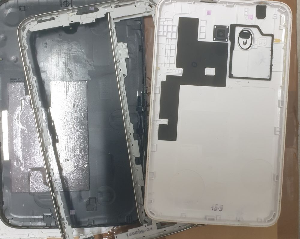 Lot tablettes pour pi&egrave;ces 10 Téléphones et tablettes
