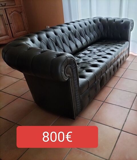 Canap Chesterfield 3 places Vert 500 Teilhet (09)