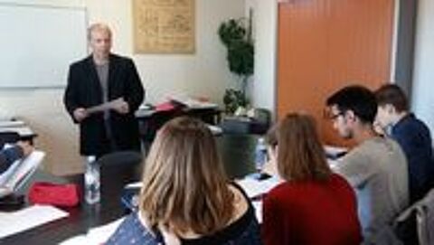  Cours de Math / Physique / Franais
