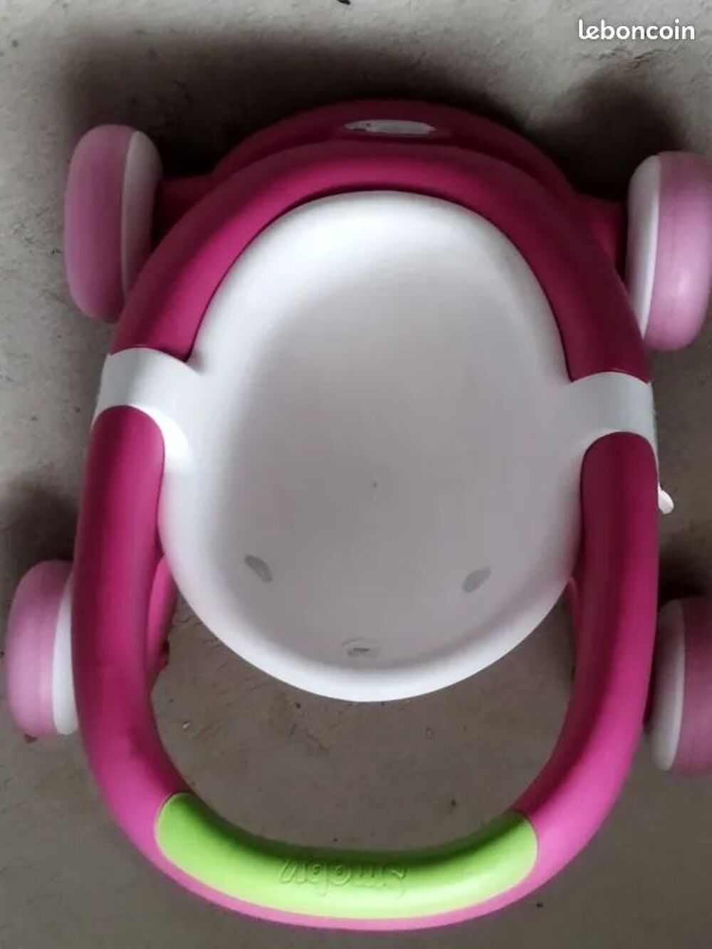 LOT JOUETS (2 v&eacute;lo+1 poussette) Jeux / jouets