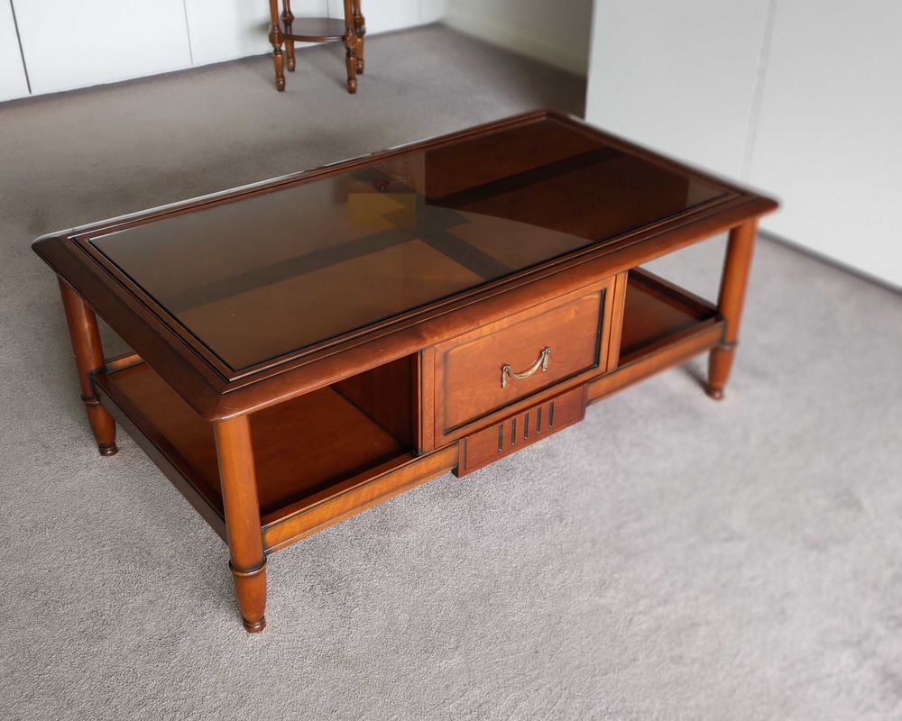 Grande+table+de+salon+en+merisier Meubles