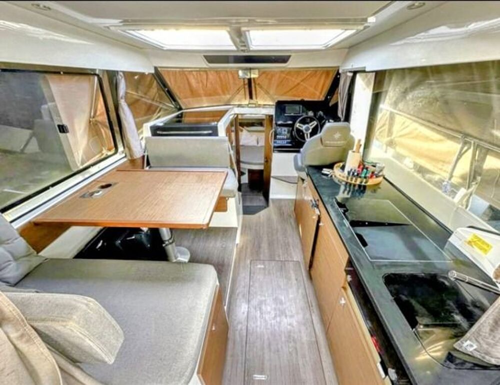 Vedette - Yacht - Offshore 2022 occasion 83990 Saint-Tropez