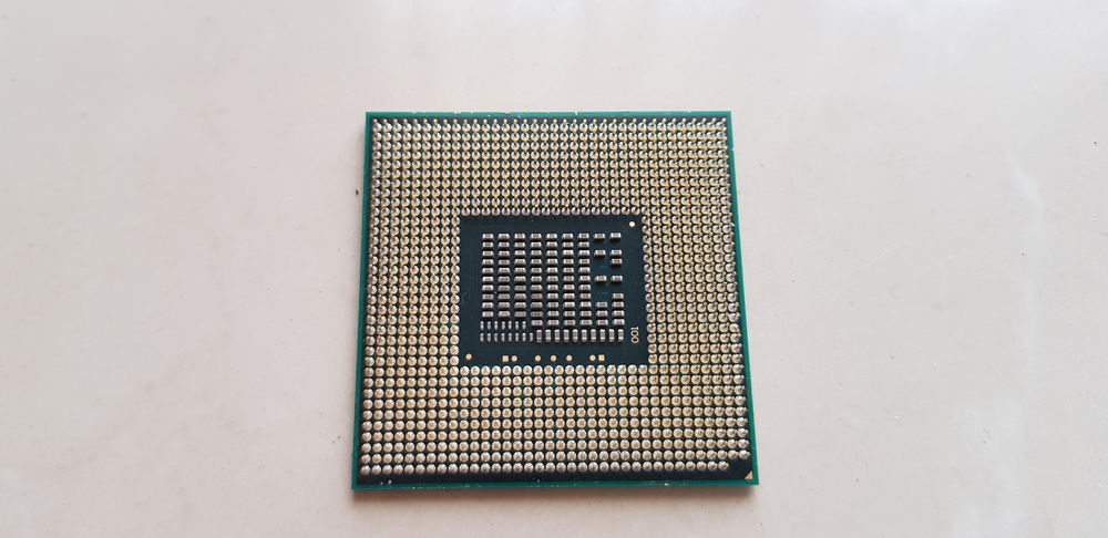 Processeur i5-2520M, SR048 Matriel informatique