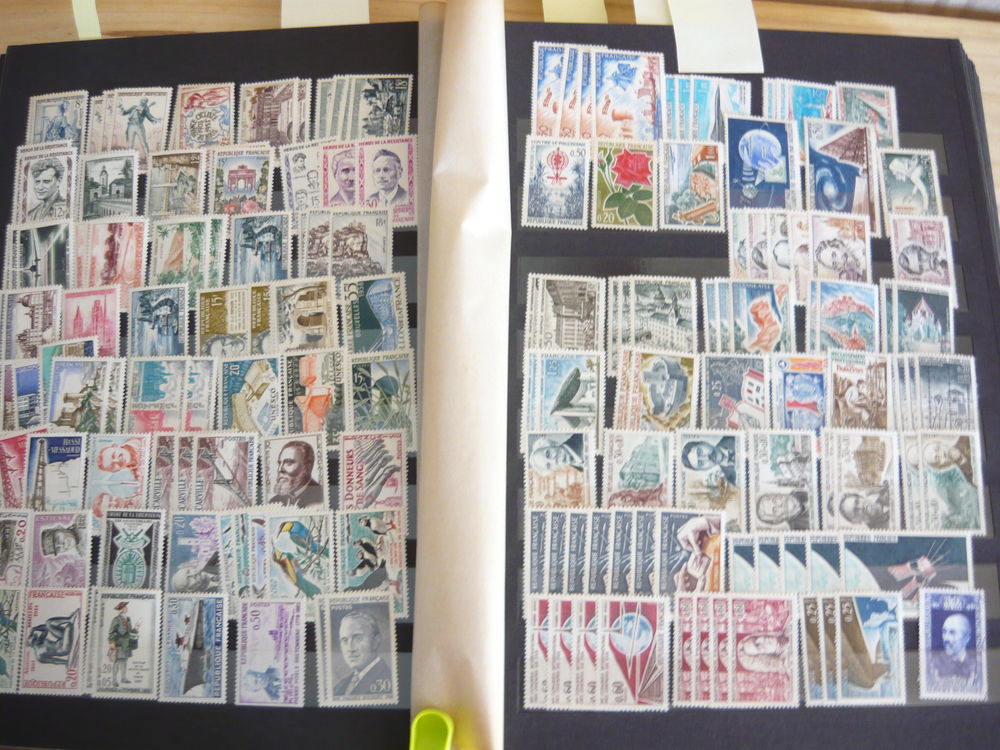 10000 timbres de France et un peux d'&eacute;tranger 