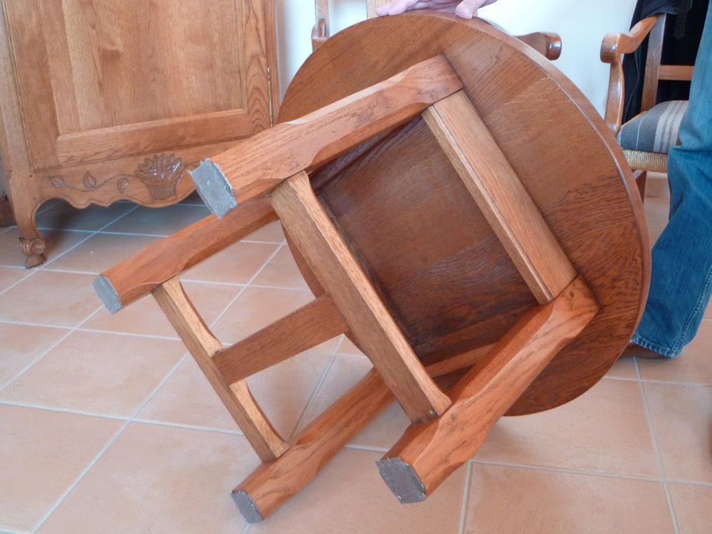 TABLE SALON Meubles