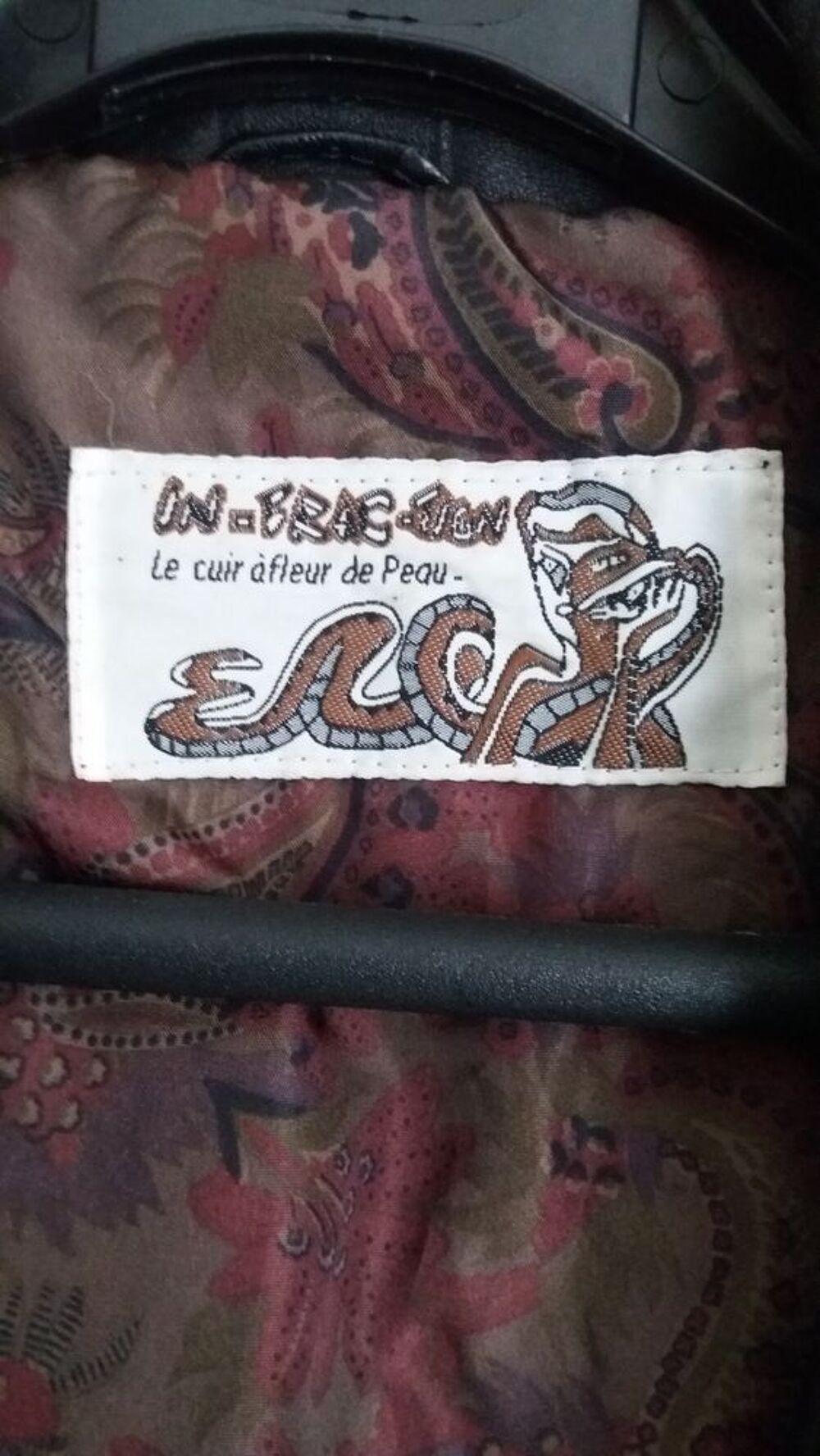 VESTE EN CUIR Vêtements
