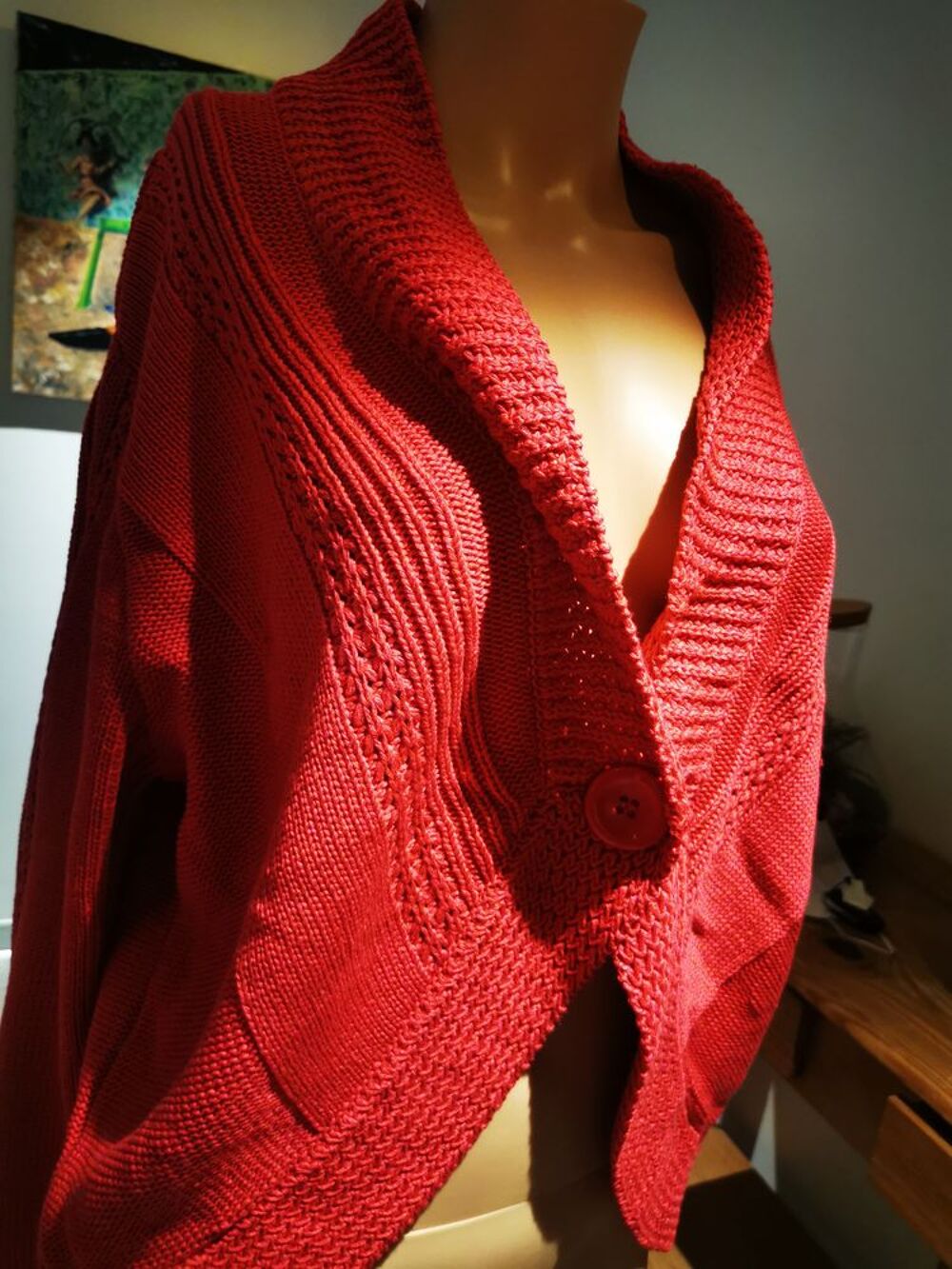 Important stock v&ecirc;tements femme homme et enfant d&eacute;griff&eacute;s Vêtements