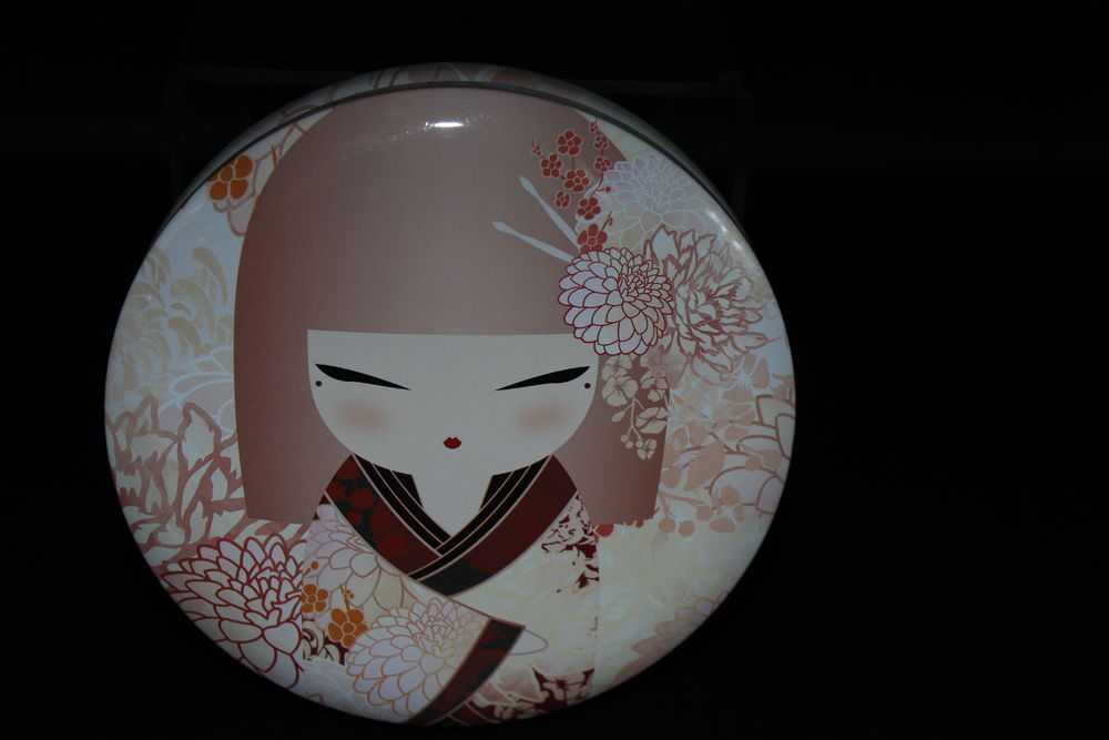 Bo&icirc;te ronde KIMMIDOLL mod&egrave;le HIDEKA 