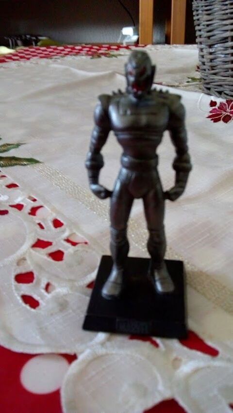 FIGURINE ULTRON MARVEL EN PLOMB EAGLEMOSS 12 Le Bouscat (33)