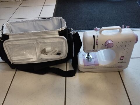 MACHINE A COUDRE NEUVE PORTABLE 45 Brie-Comte-Robert (77)