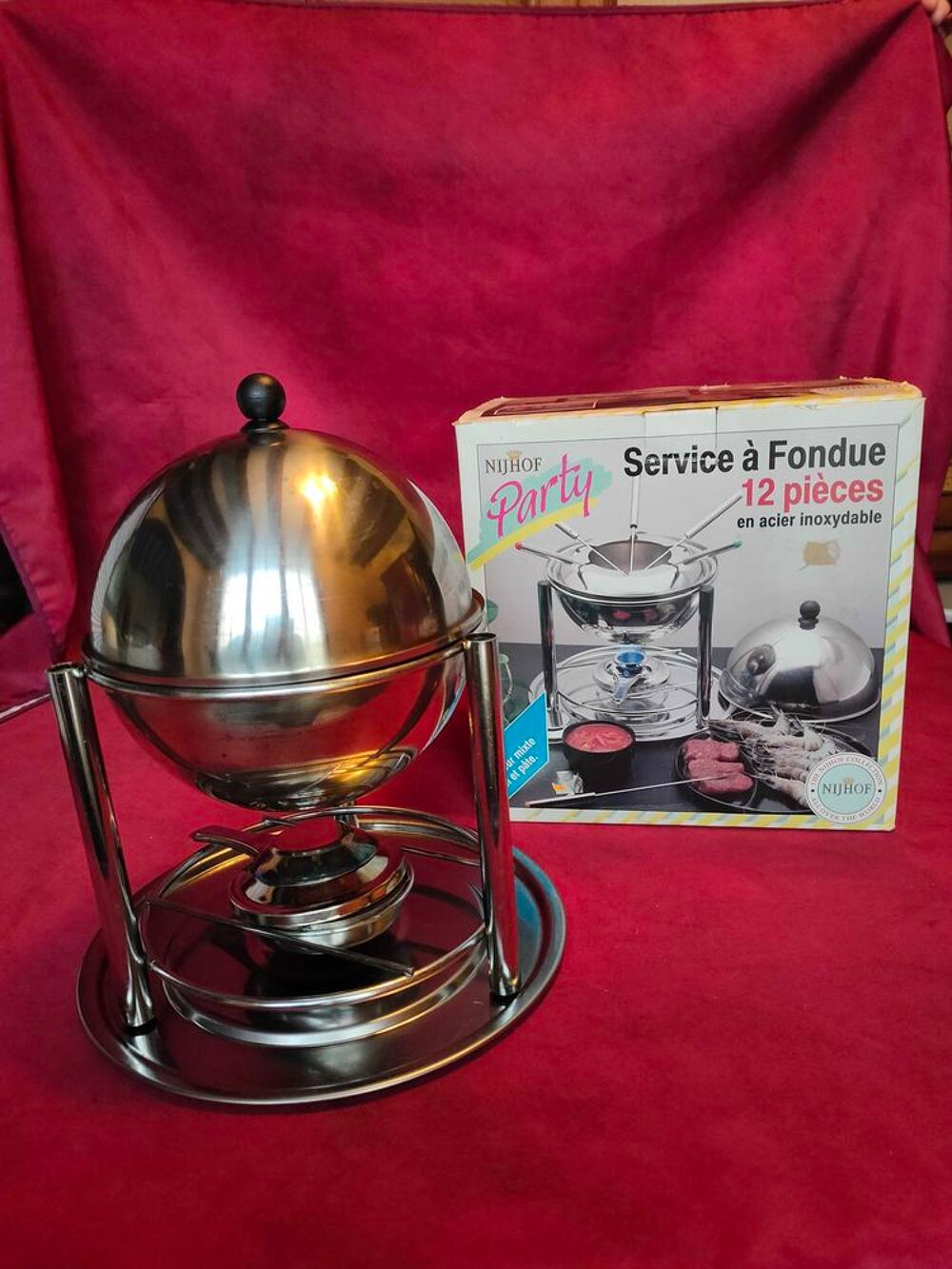 Service+&agrave; +fondue+12+pi&egrave;ces Electroménager
