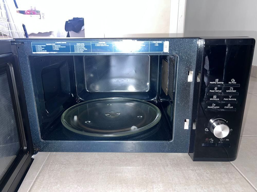 Micro ondes Samsung 30€ Electroménager